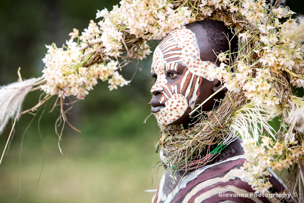 ABEBE - Suri boy with crown of flowers