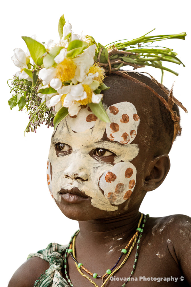 ABRAHAM 2 - Suri boy with yellow flowers