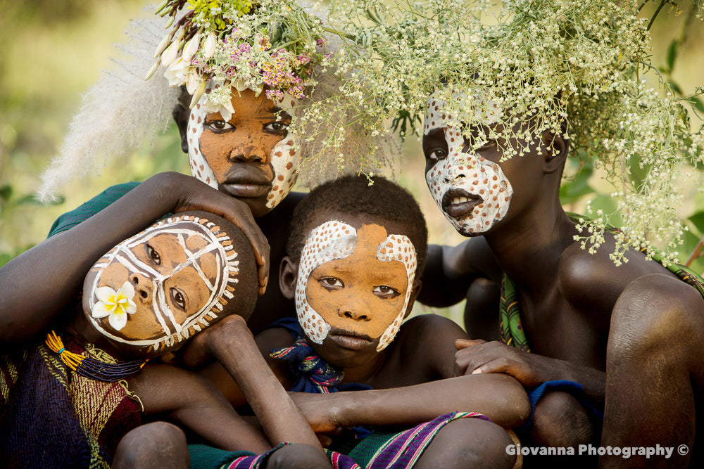 AS ONE - Suri tribe children