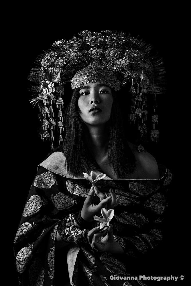 Invisible Crown