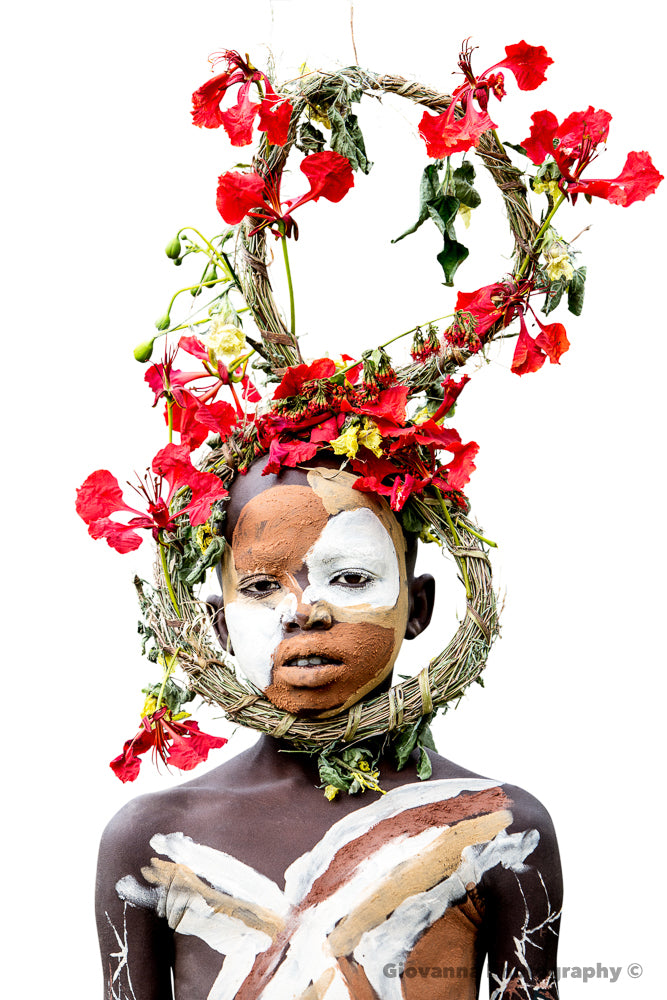 MELAKU - Young Suri boy with red flowers