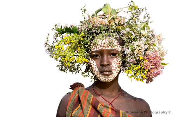 TAYE - Young Suri boy, pink and yellow flowers